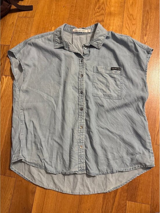 Calvin Klein Tops - Calvin Klein casual shirt